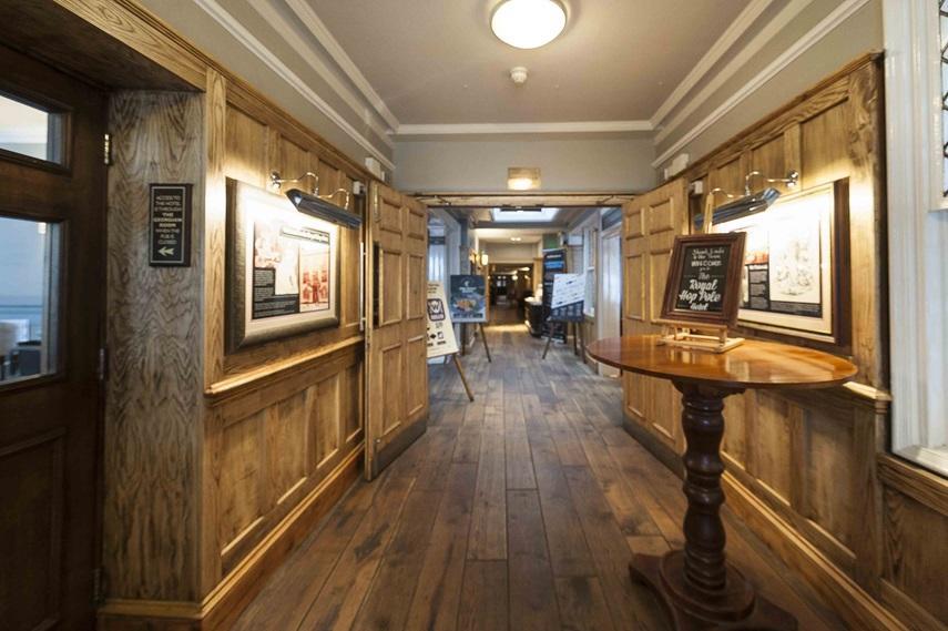 The Royal Hop Pole Wetherspoon Tewkesbury Exteriör bild