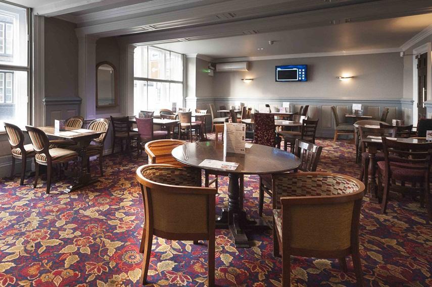 The Royal Hop Pole Wetherspoon Tewkesbury Exteriör bild